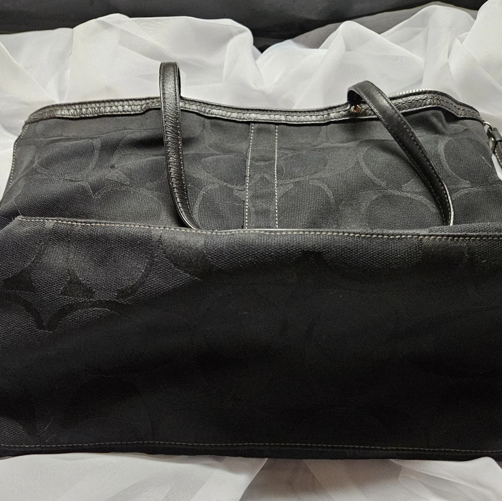 Vintage Coach Bag - Picture 5 of 7